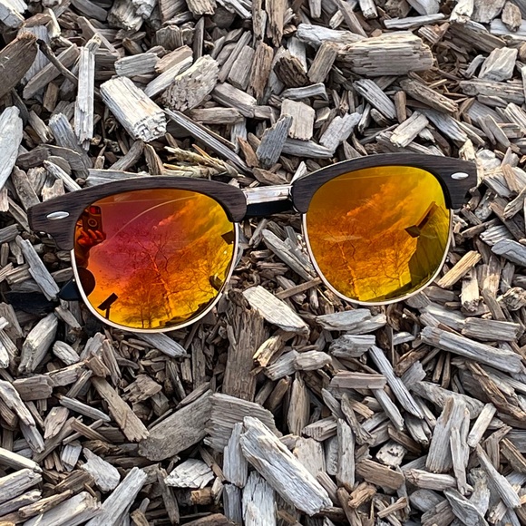 Unisex Mirror Sunglasses - Picture 2 of 4